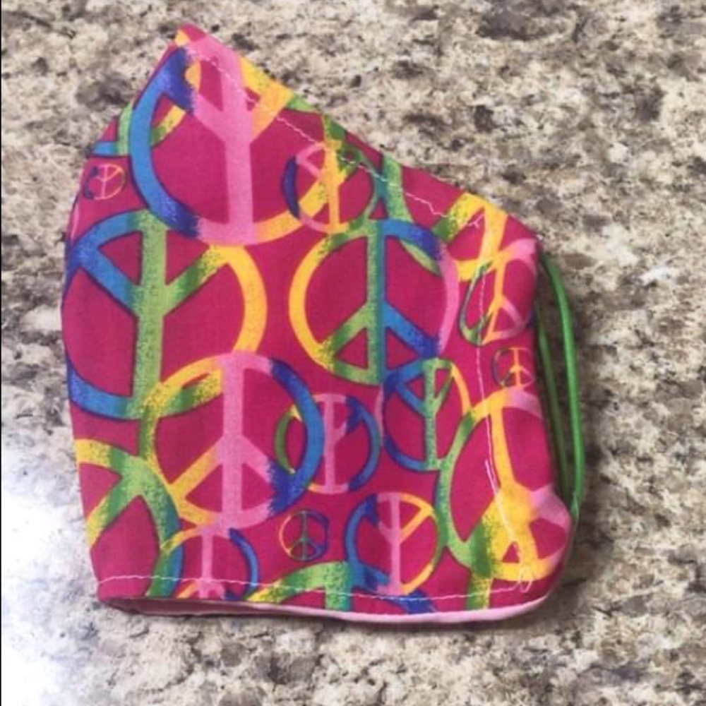 Peace sign facemask
